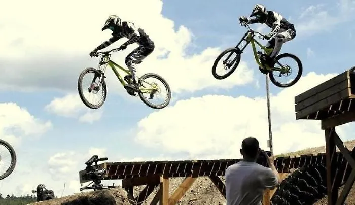 A La Montagne ,vue Sur Les Pistes * La Bresse